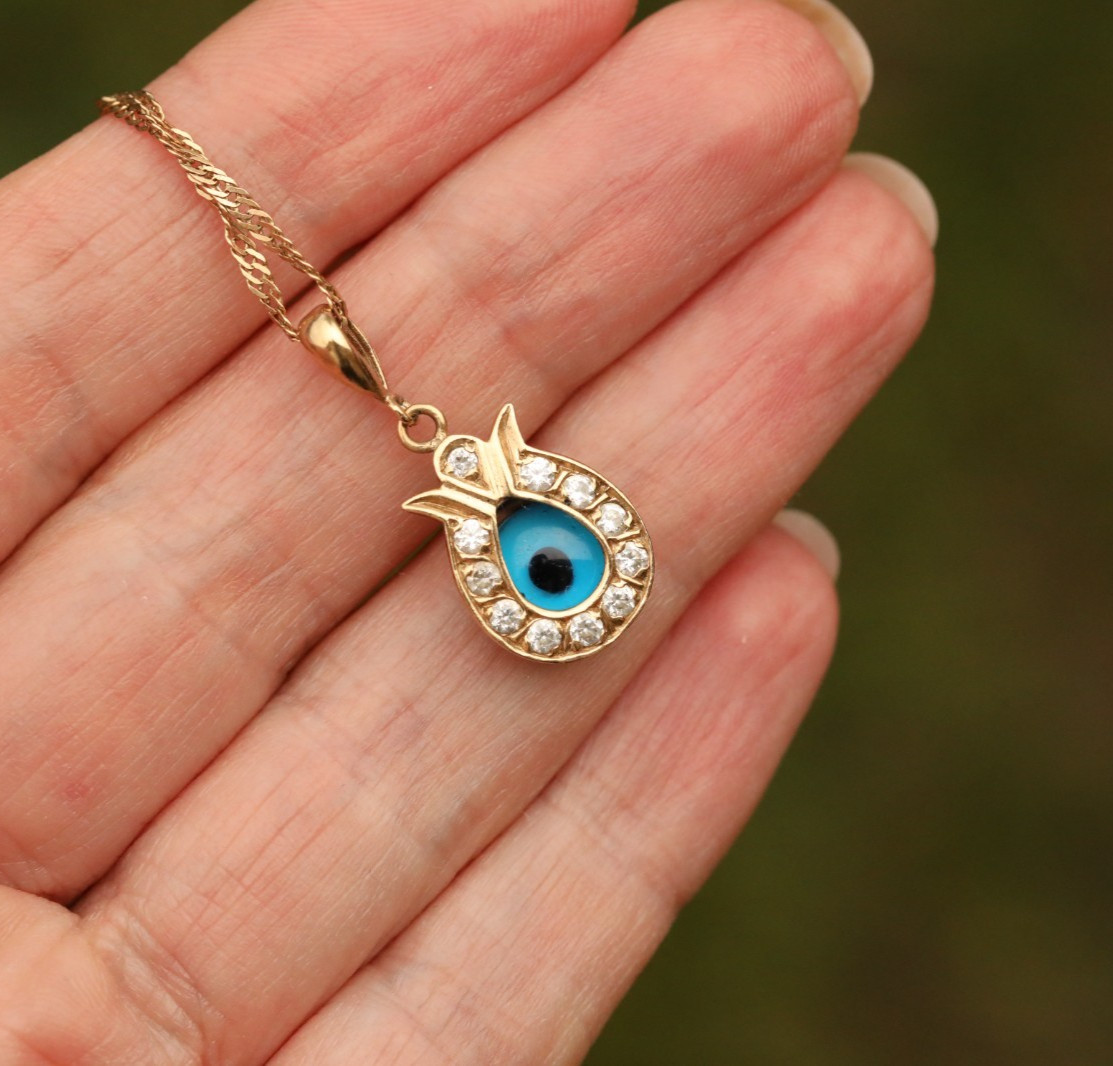 9ct Solid Yellow Gold 19″ Chain Necklace & an Evil Eye Pendant, Charm Vintage