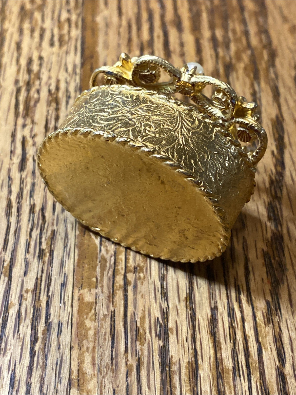 Jewelry Trinket Box Oval Faux Pearls Faux Gems Goldtone Red Velvet Lined Hinged