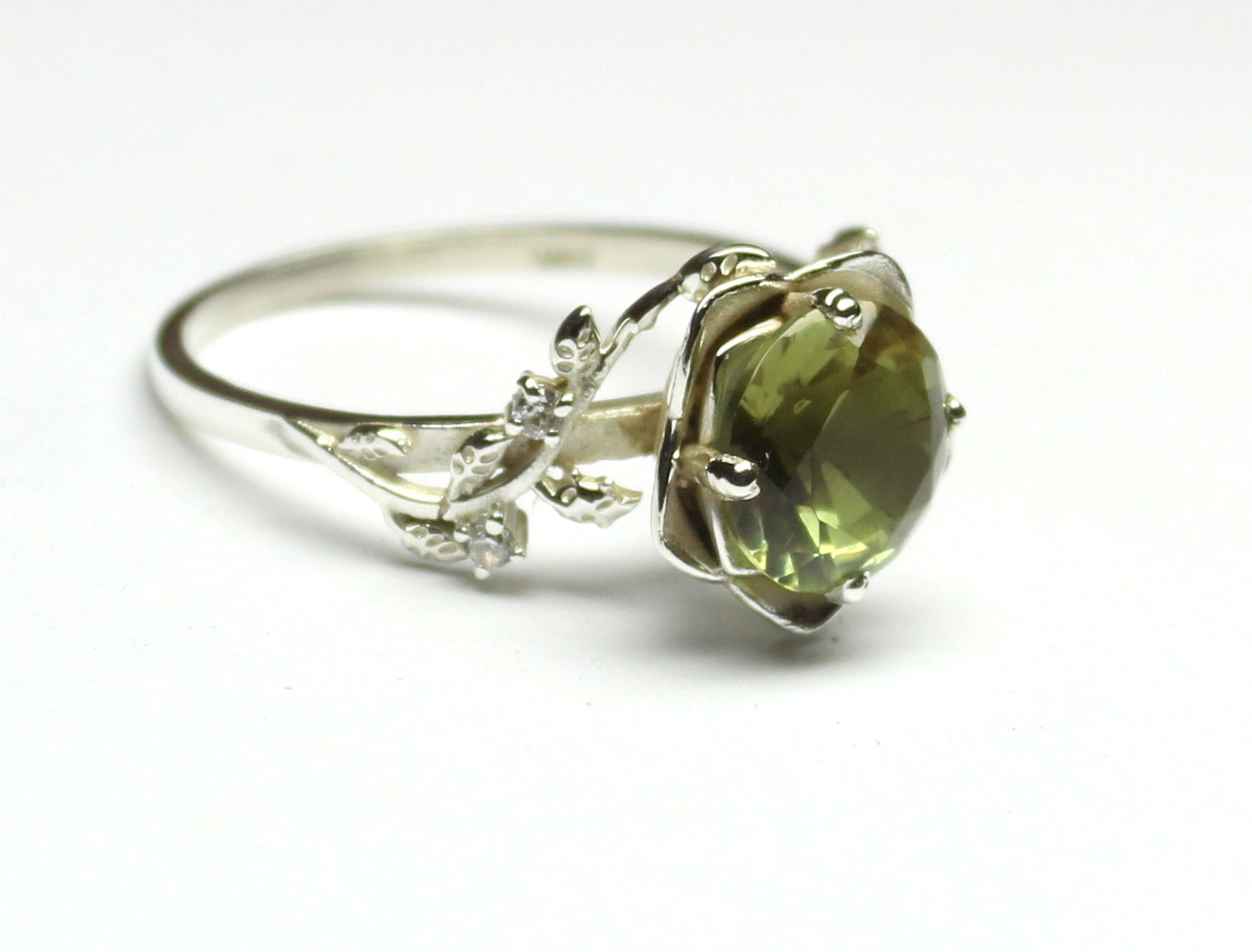 Genuinely 4 Color Change Zultanite Ring, Alexandrite Sterling Silver Flower Ring