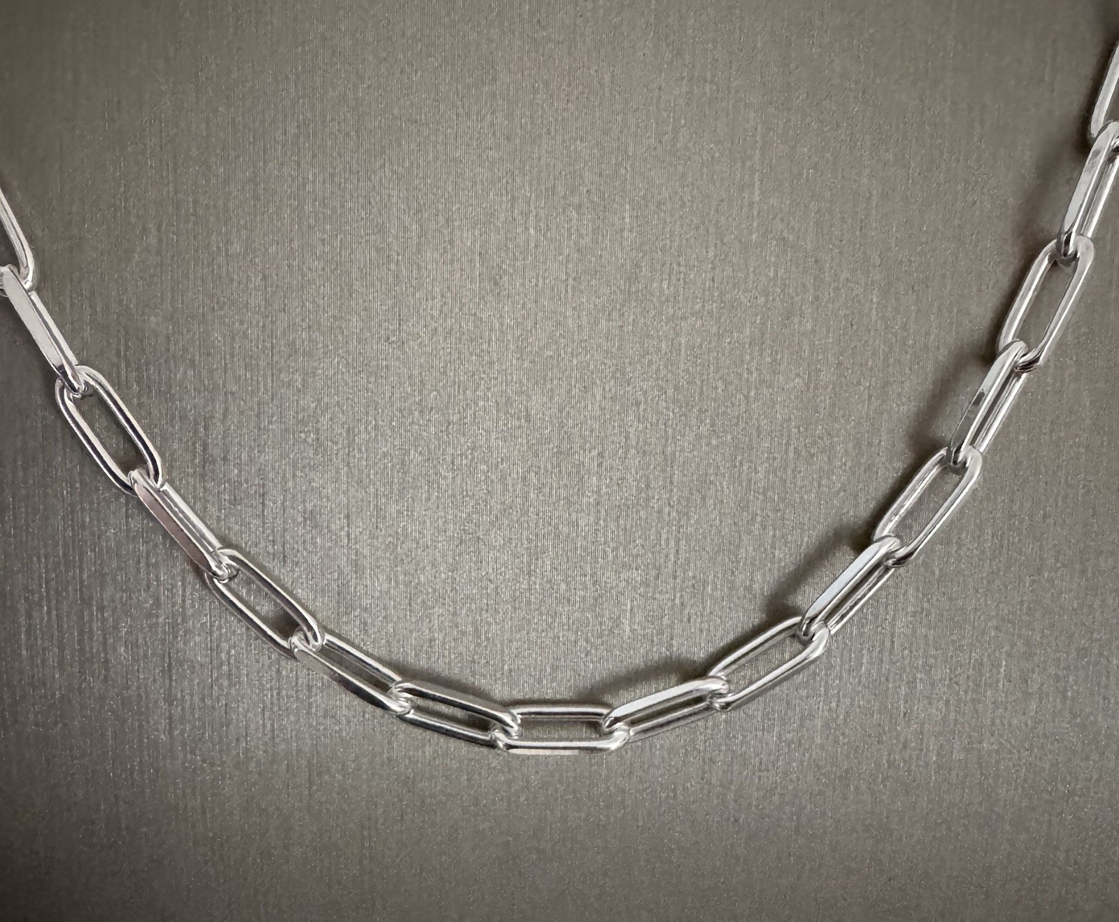 Sterling Silver 925 Paperclip Solid Necklace Lobster Clasp Signed 20” 22.25g