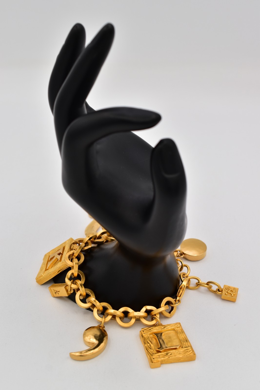 Karl Lagerfeld Vintage Charm Bracelet Brushed Gold Matte Chunky Runway 9 G2U