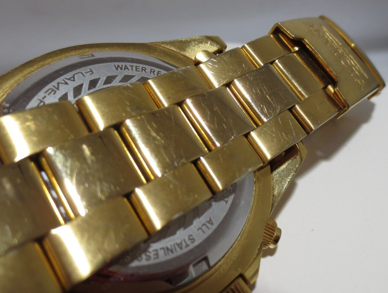 MEN’S INVICTA 19157 QUARTZ CHRONOGRAPH WATCH 43.50 MM CASE 6.75″ LONG (127882-4)
