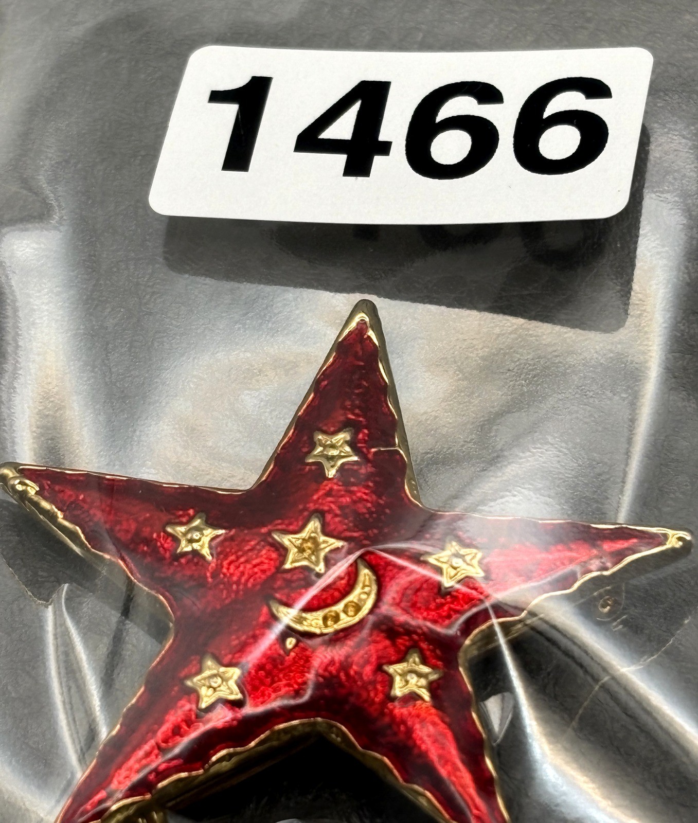 Vintage Celestial Red Star Enamel Brooch Pin Gold Tone Stars Moon Design READ