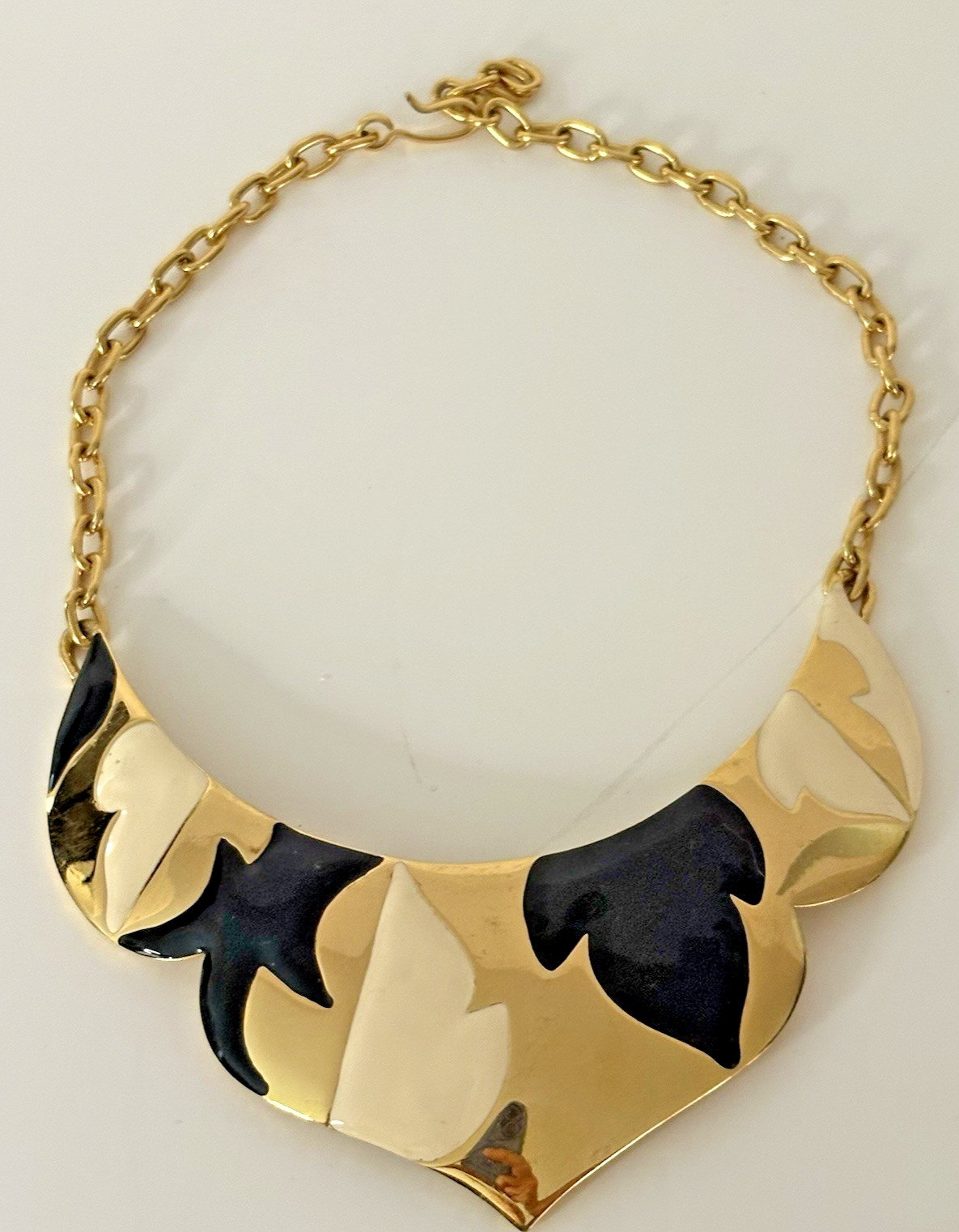 3 – VTG Monet Signed Black & Cream Collar Chocker, Earrings & Pin Set Goldtone
