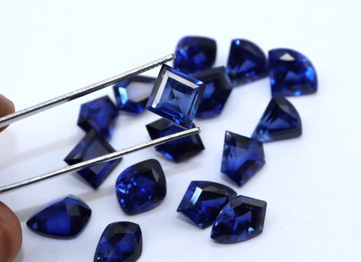 250 CT Natural Blue Sapphire 18-22 Pieces Costume Cut Loose Certified