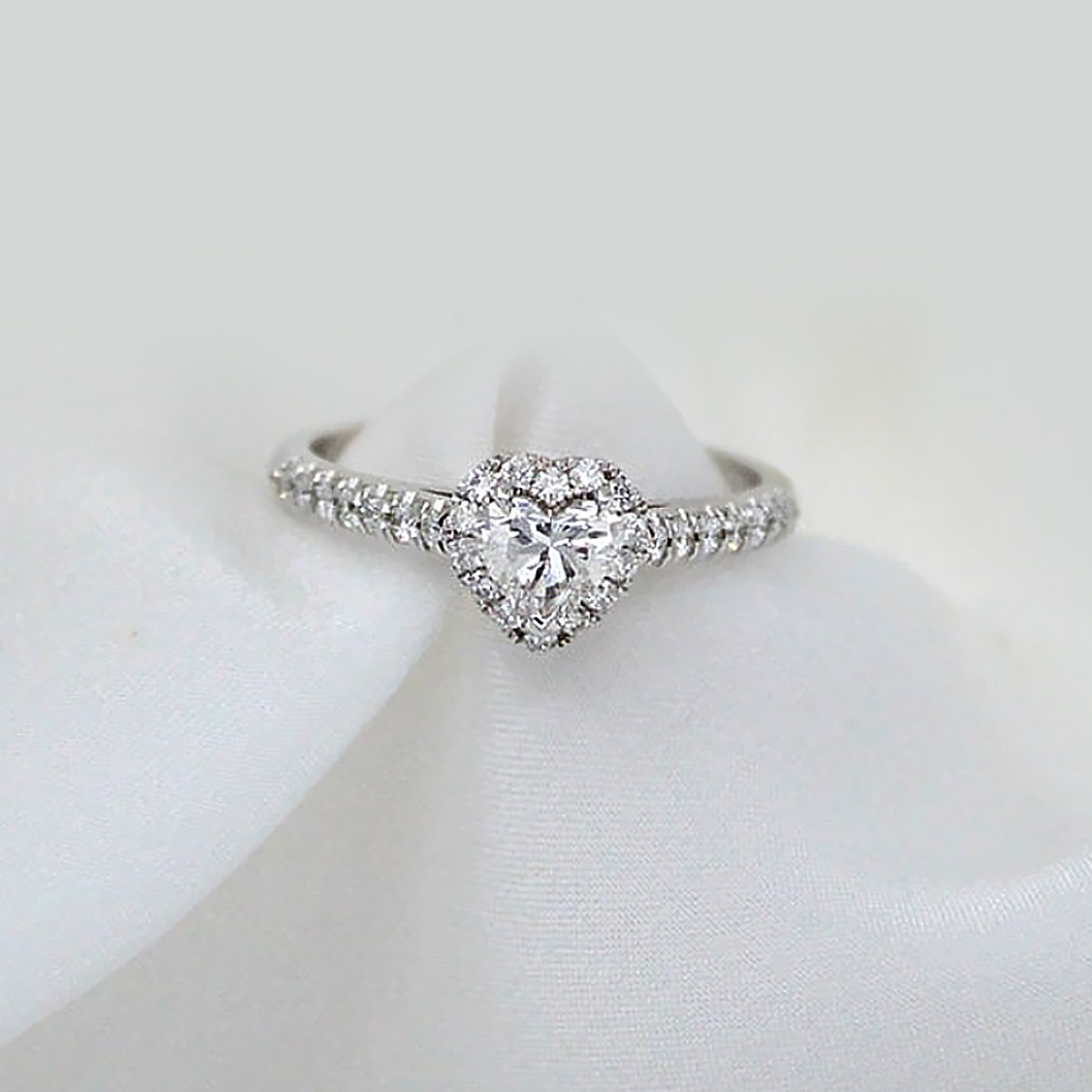 Platinum Engagement Diamond Ring Heart Cut GLI E F VVS2 0.80 Ct Lab Grown