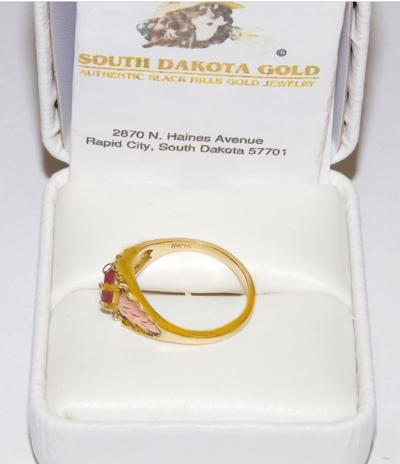 Black Hills Gold 10k Garnet Leaves Ring Size 7 3/4
