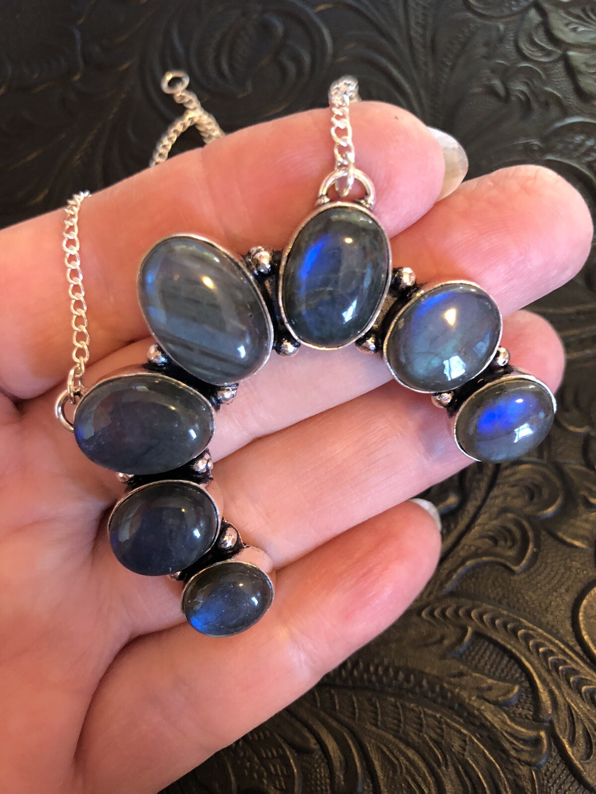 Lucky Horse Shoe Blue Flash Labradorite 2” Pendant Southwest 19” Necklace