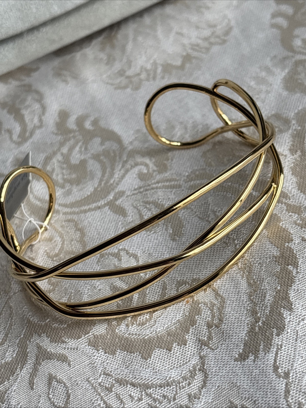 Lía Sophia Jinx Bracelet Gold Tone Wire Cuff Modern Minimalist NWT Rare HTF