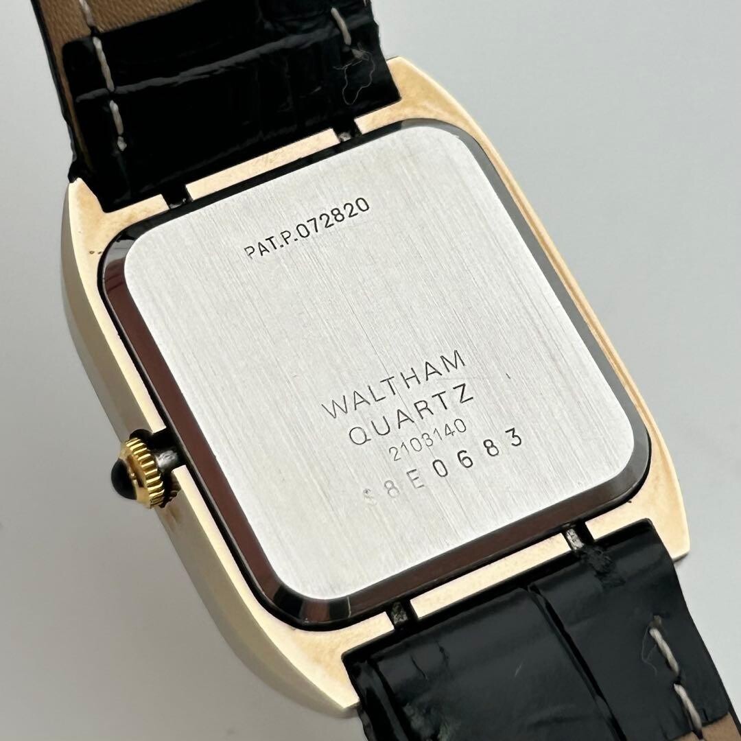 WALTHAM Dynax Quartz Men’s Gold Tone Rectangle Wood Grain Dial Watch 2103140