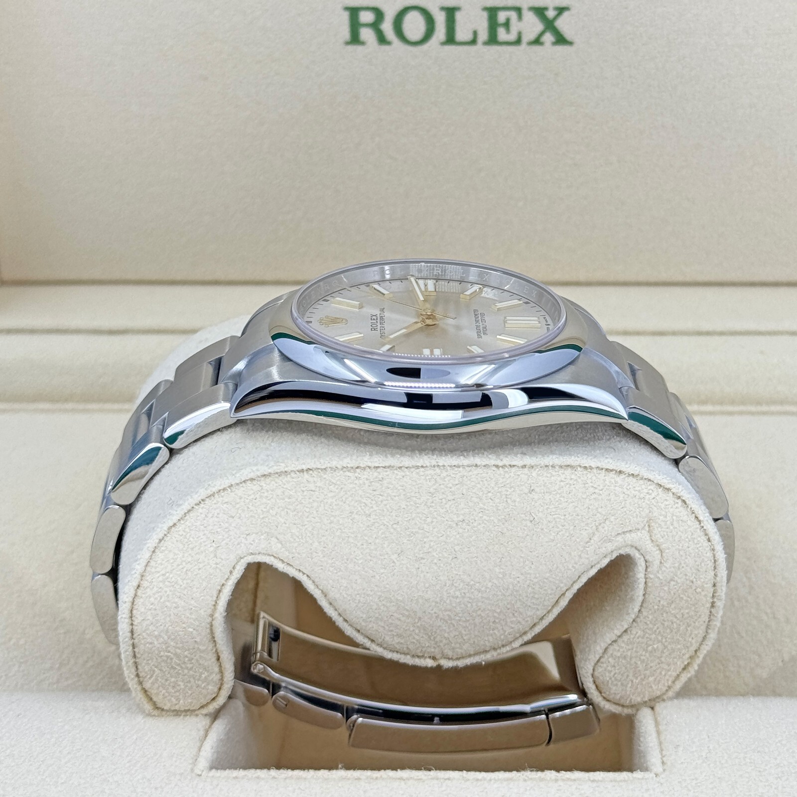 Rolex Explorer 41, Oystersteel, Silver dial, Ref#124300-0001, Unworn, 2024