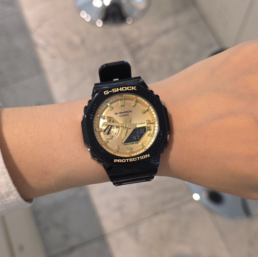 Casio G-Shock GA-2100GB-1ADR Black Gold Analog Digital Men’s Watch 200M