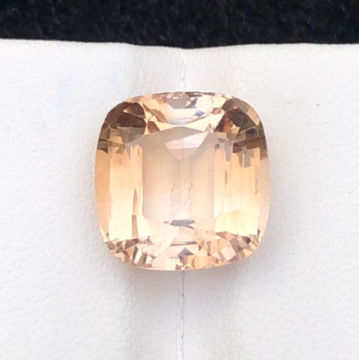 10.50 Carat Natural Light Brown Color Faceted Topaz