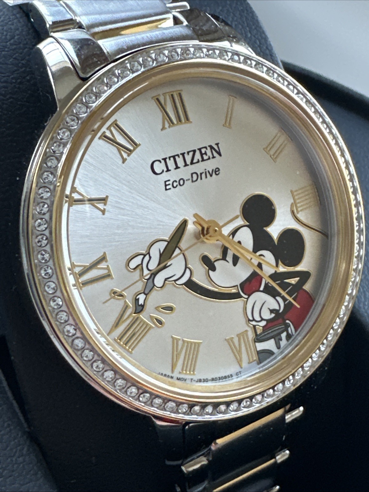 DISNEY Mickey Mouse Ladies’ Watch CITIZEN Eco-Drive FE7044-52W New in Box