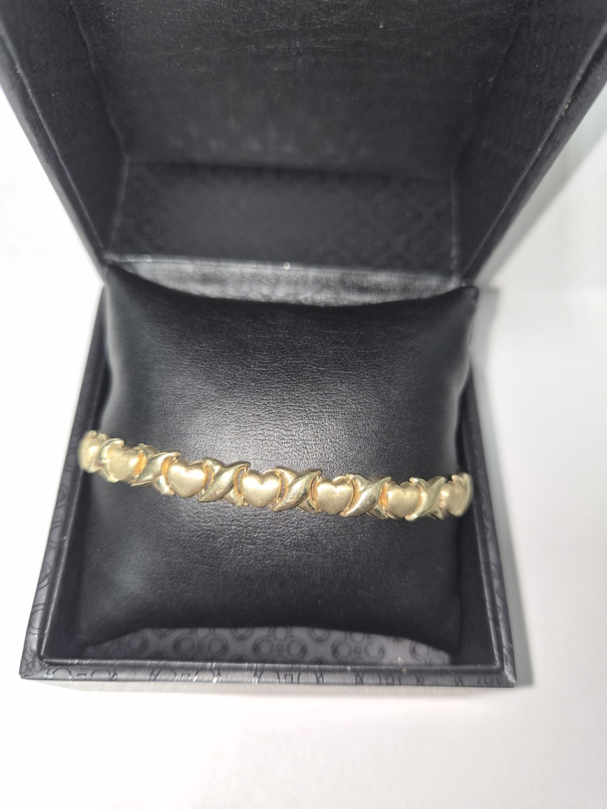 10k Gold Heart Bracelet / Length is 7 inches