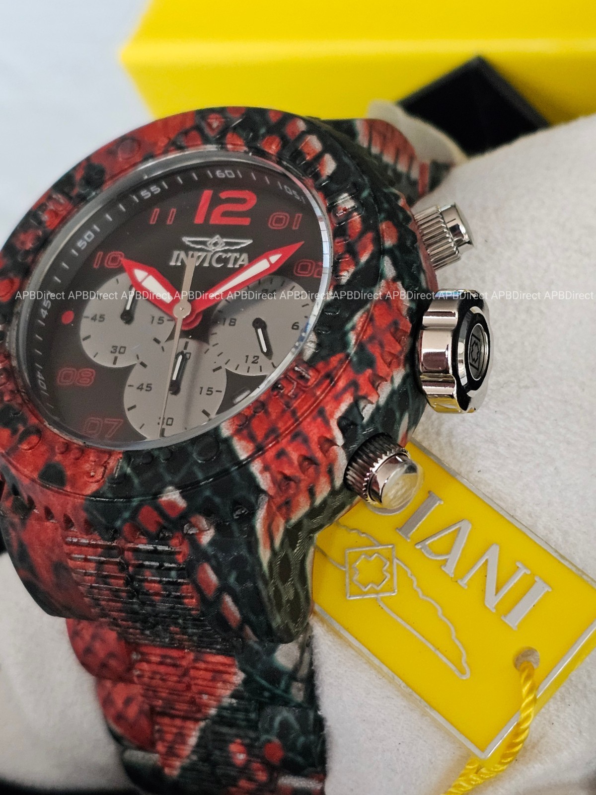 Invicta – Pro Diver HYDROPLATED Snake Skin – Chrono Black RED – 52mm mens watch