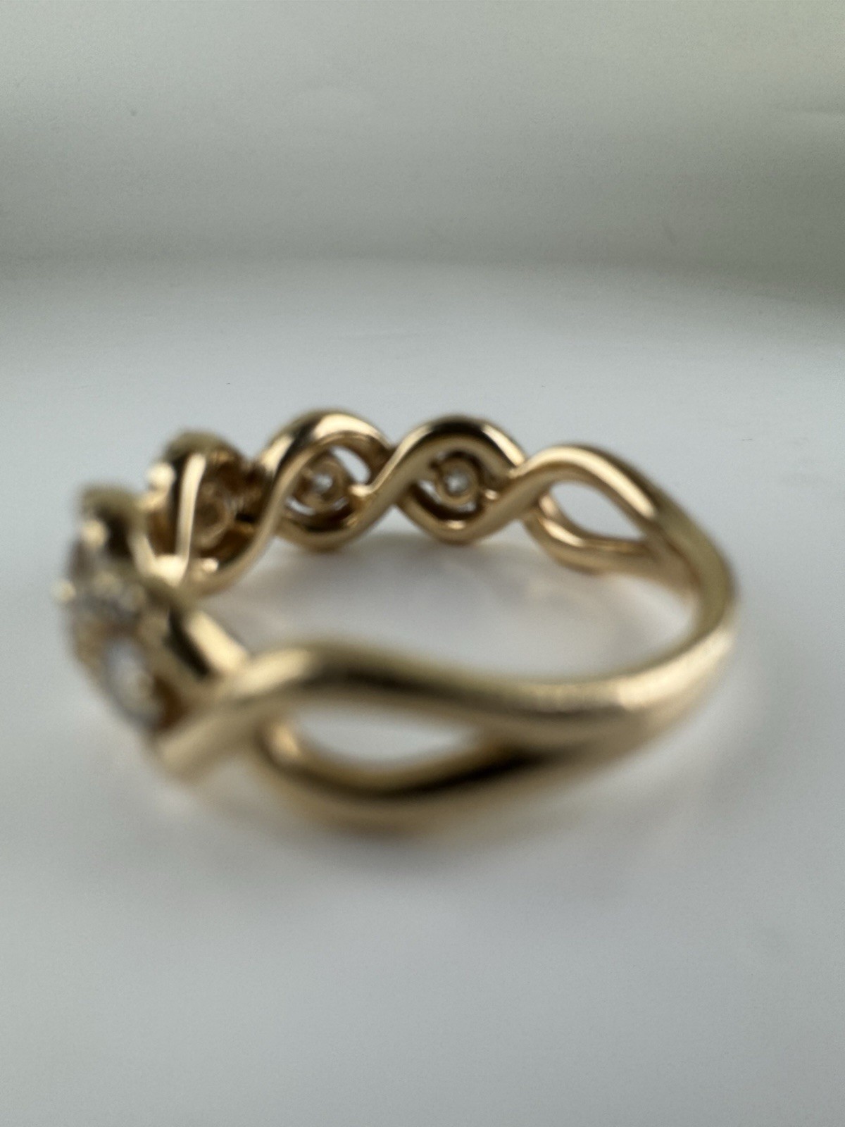 14k Yellow Gold Diamond DNA Criss Cross Anniversary Band Ring Size 6.75″ LLJ