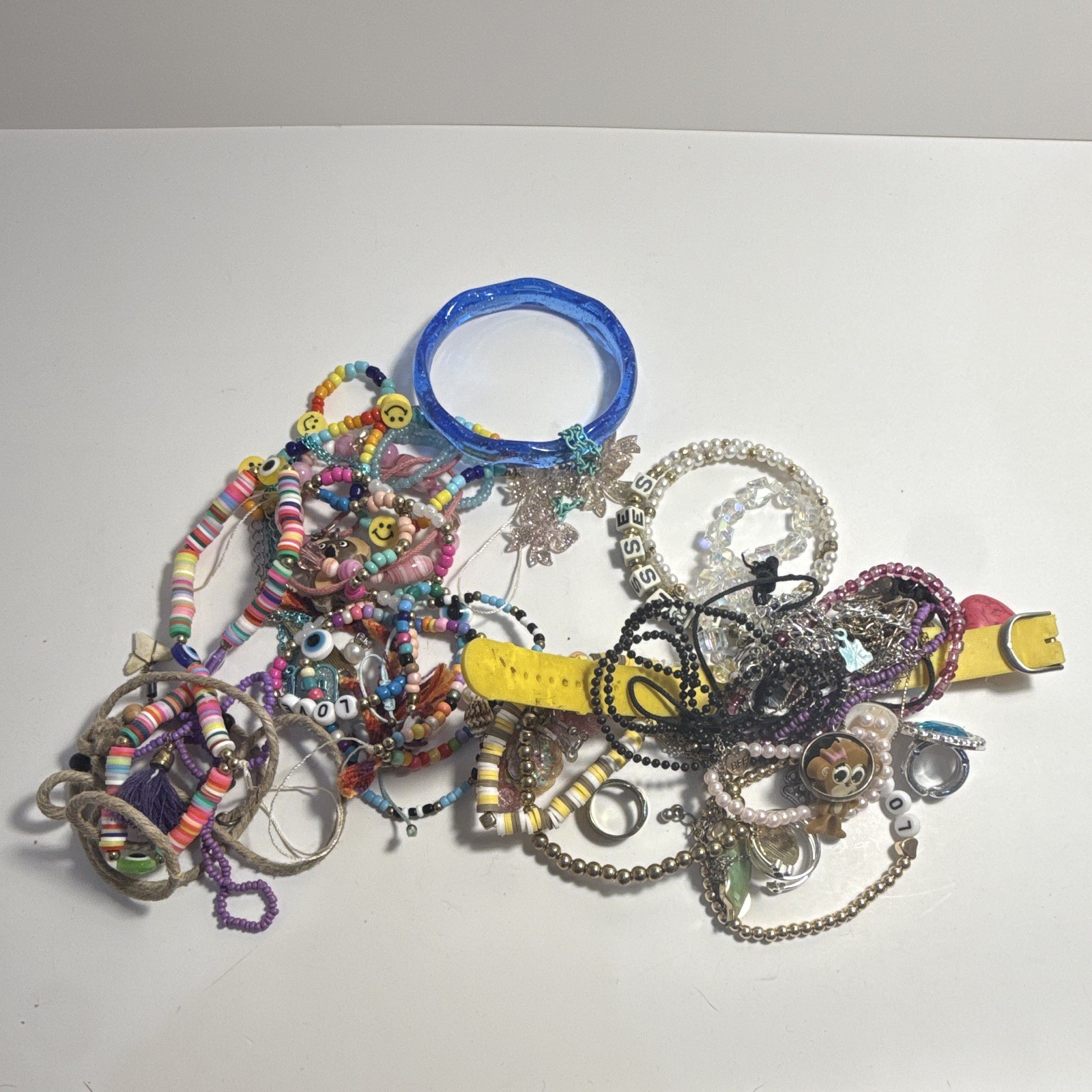 Unisex Kids Fashion Jewelry Mixed Lot Multicolor 25+ Bracelets Necklaces Charms