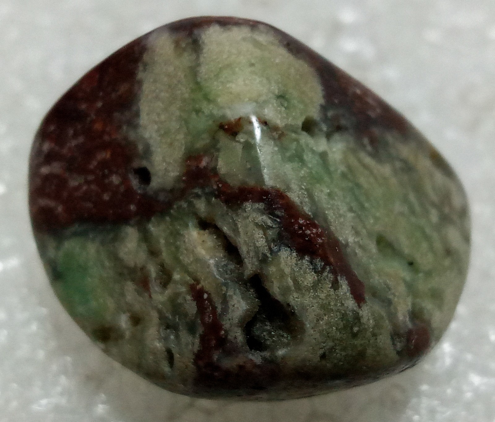 Confusionite Lot Of 16 Polished Beads W/Holes Loose Gemstones 1″ L x ½” D x ¾” W