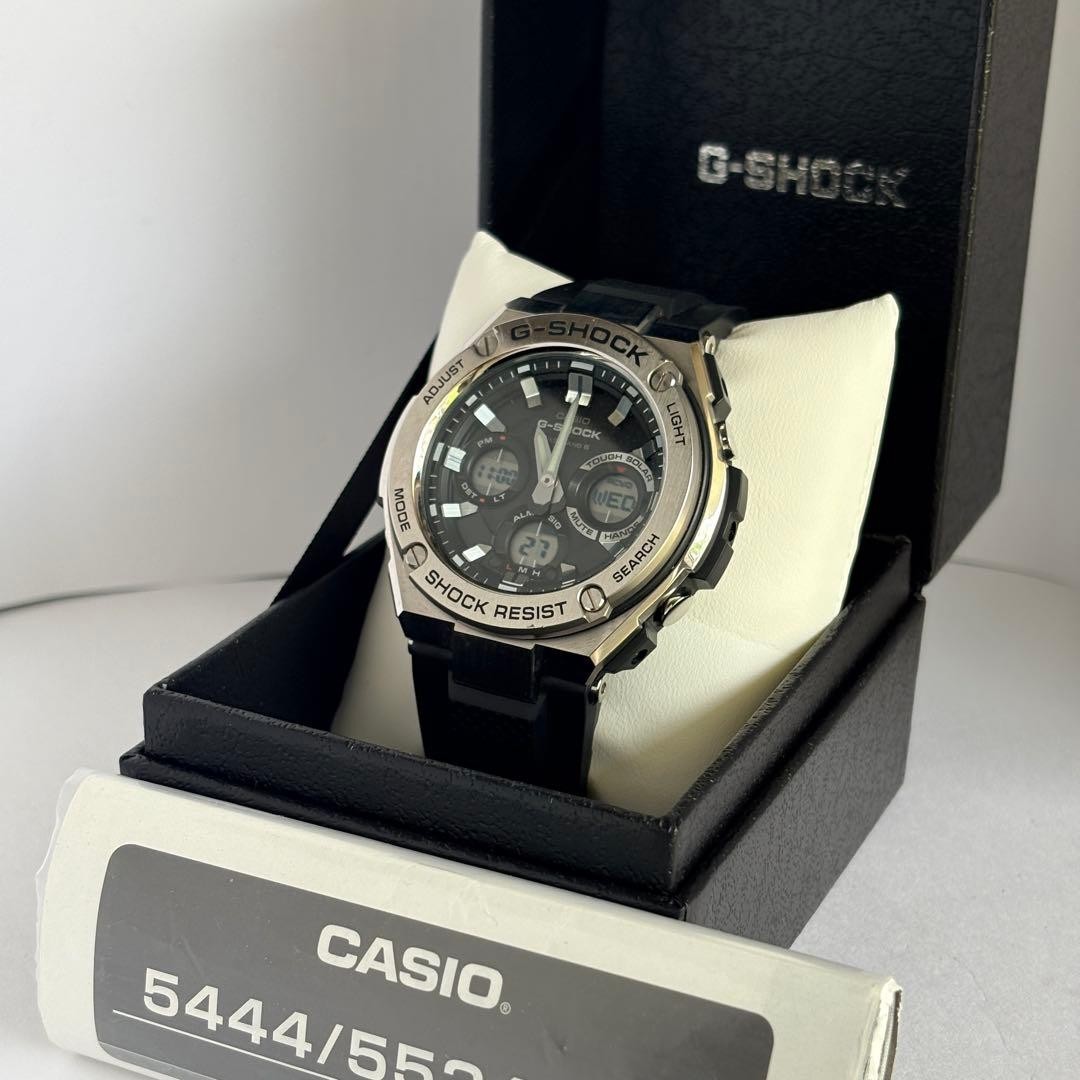 With Box and Manual G SHOCK GST W110 Radio Solar MULTIBAND6 Equipped