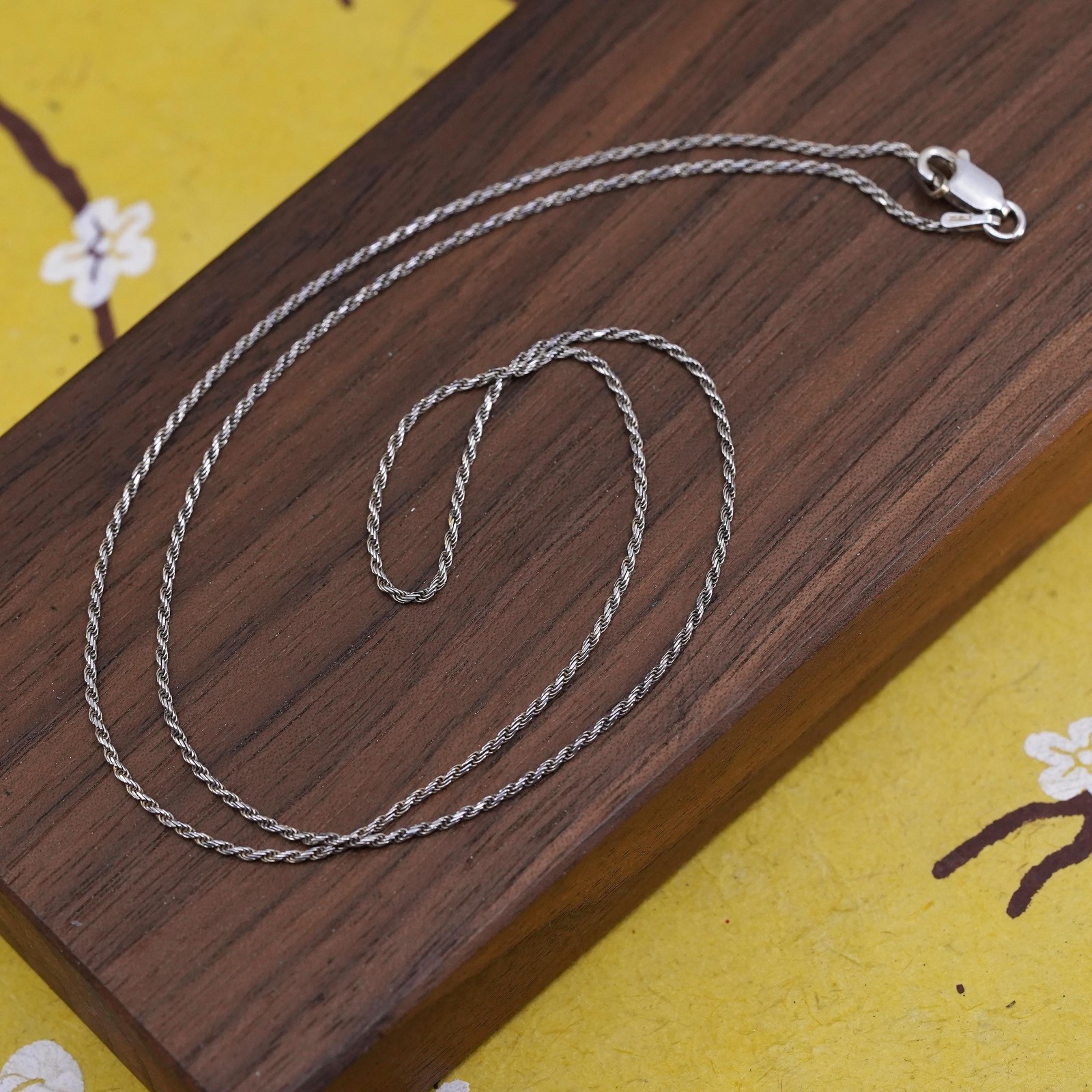 20″ 1.6mm, vintage Sterling silver necklace, 925 Singapore rope chain