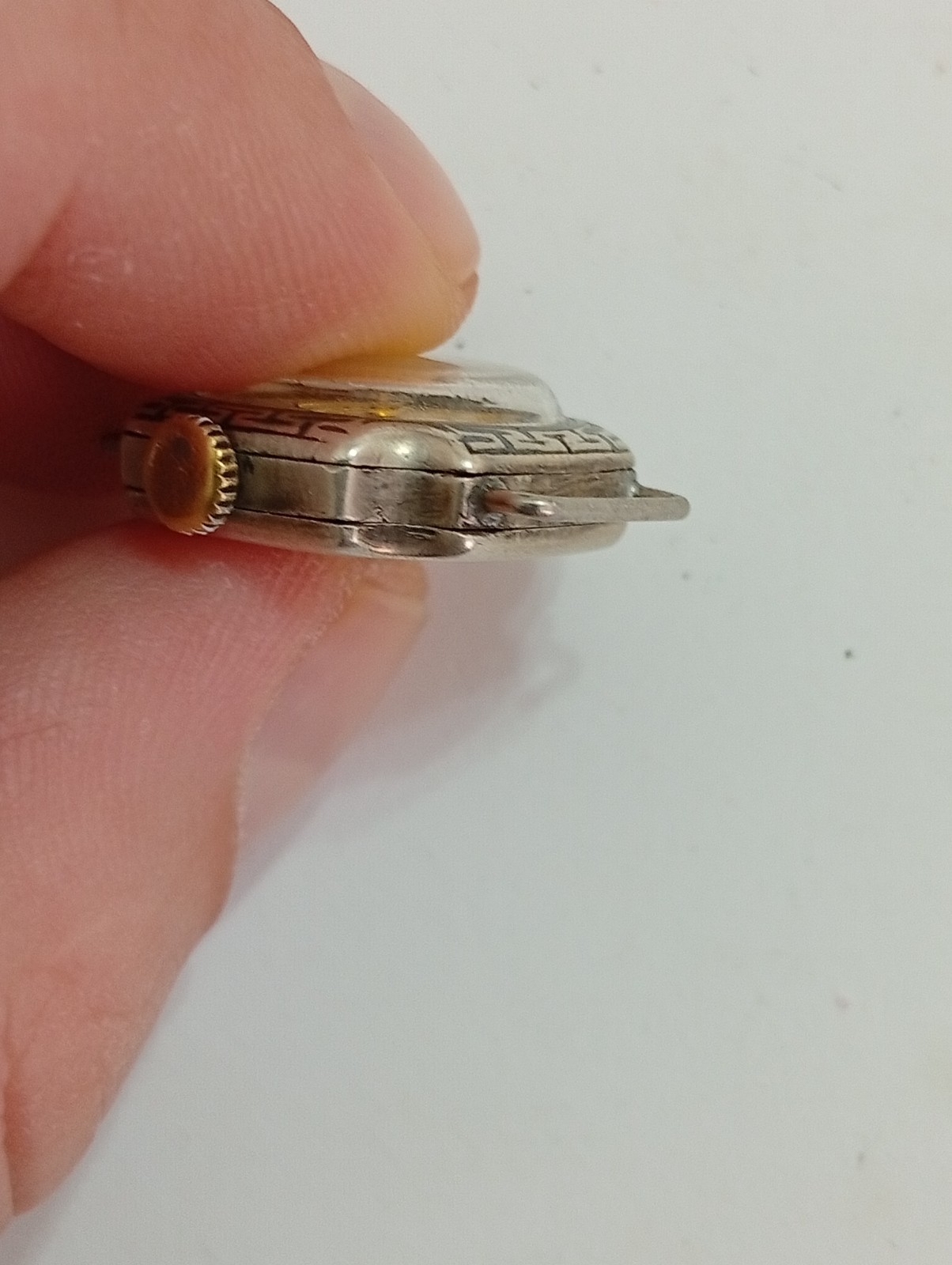 Vintage Rivoli Japan Quartz woman’s Watch – 800 Silver Case – For Parts