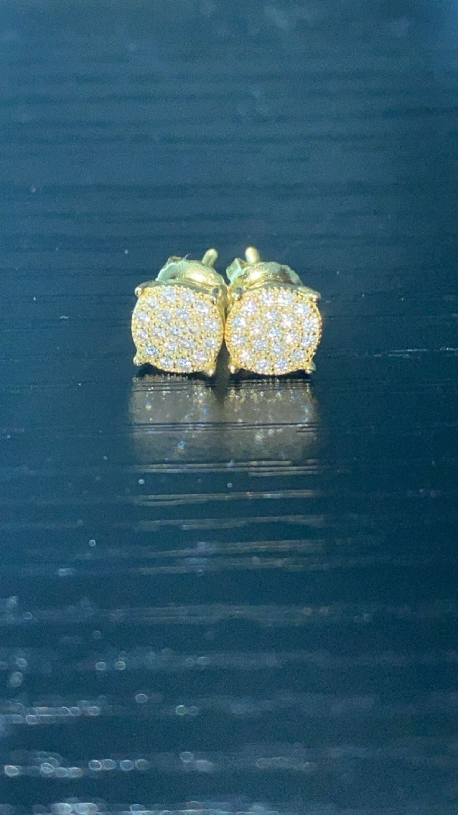 VVS1 Moissanite 14k Gold Stud Earrings 2.00tcw Men/Women ~ GRA Certificate