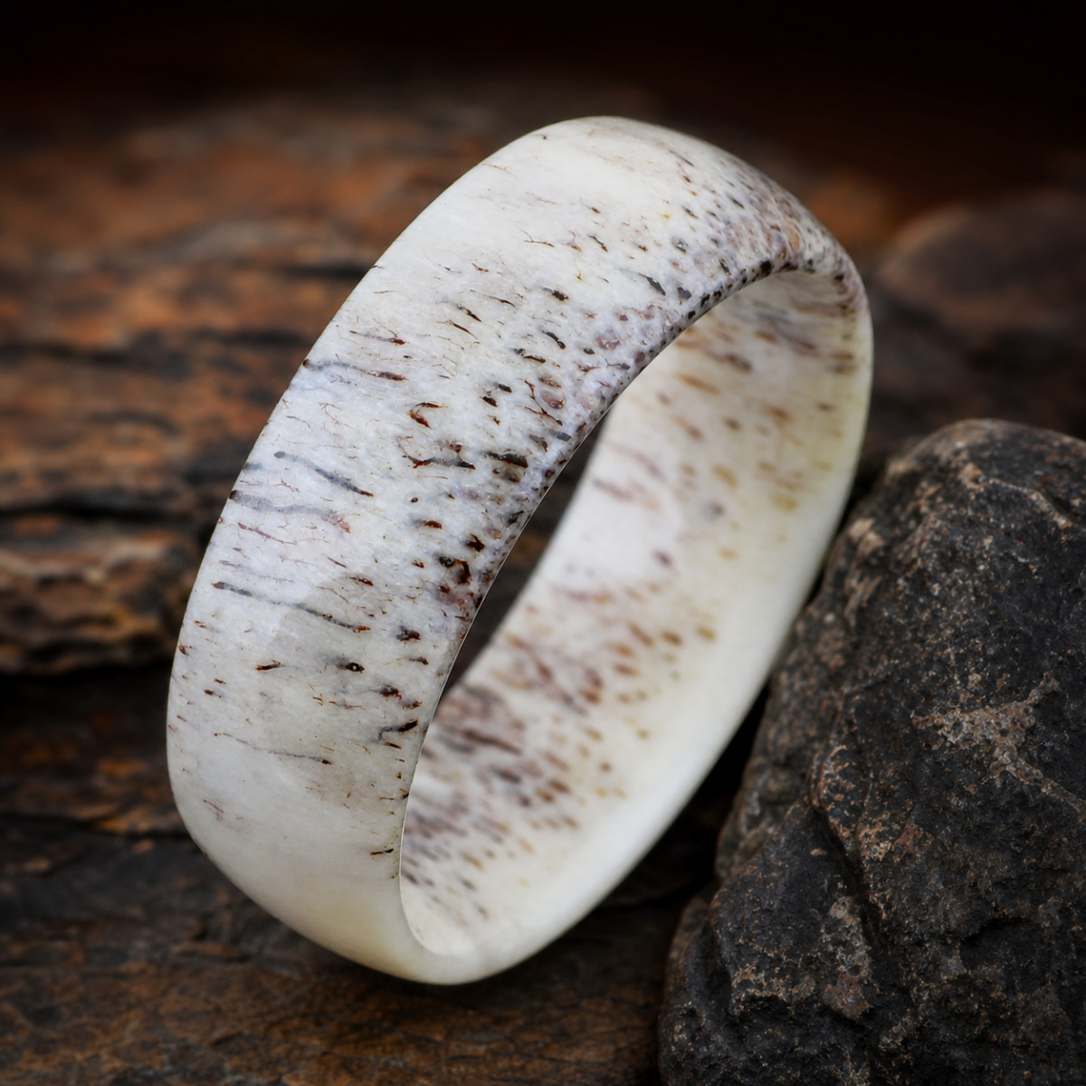 𝟲𝗺𝗺 Genuine Deer Antler Ring Men Women Domed Wedding Band Natural Sz 8