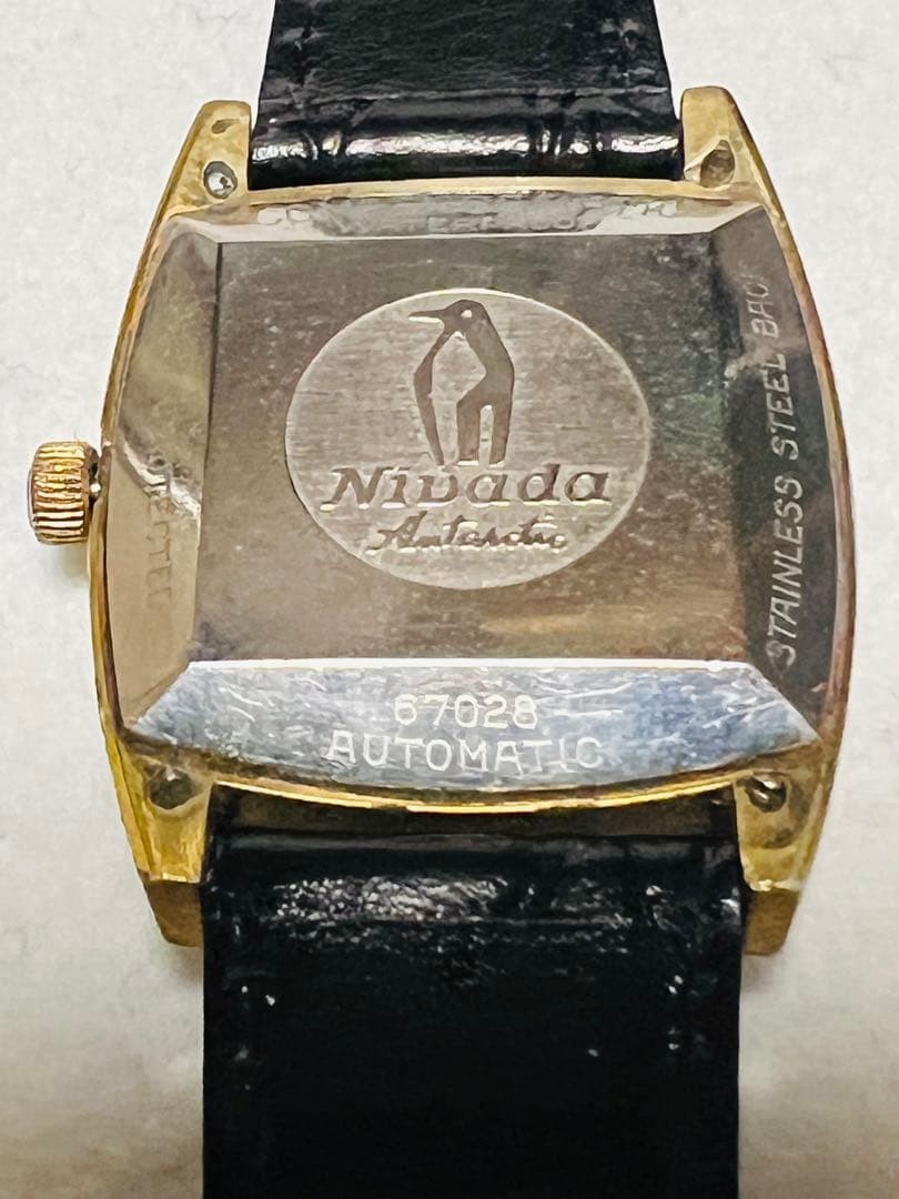 NIVADA Date Automatic 21-Jewel Gold Tone 30mm Black SEIKO Strap Watch 12H Power
