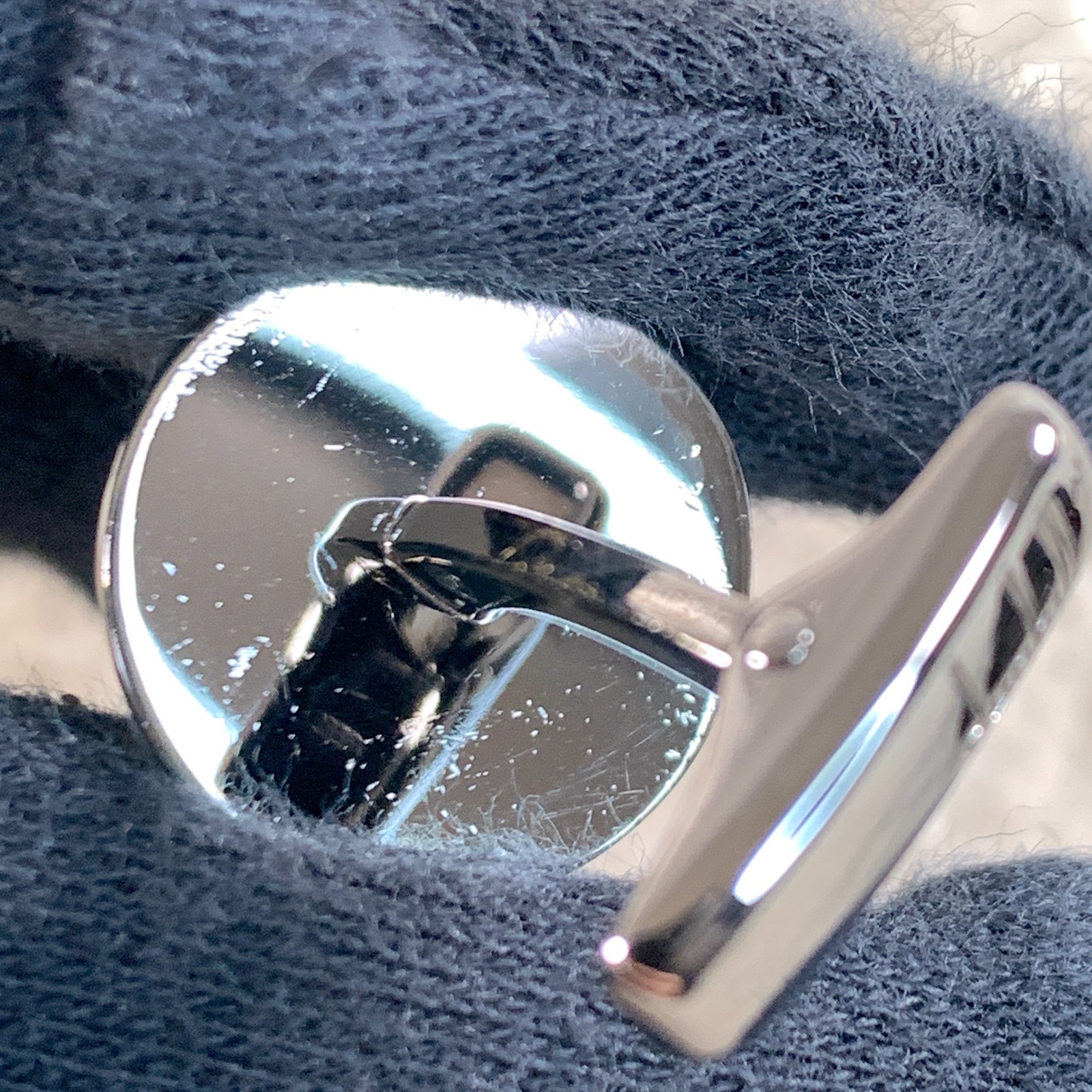 Dunhill Cufflinks Round Dark Silver Diamond Cut Texture with Case & Card