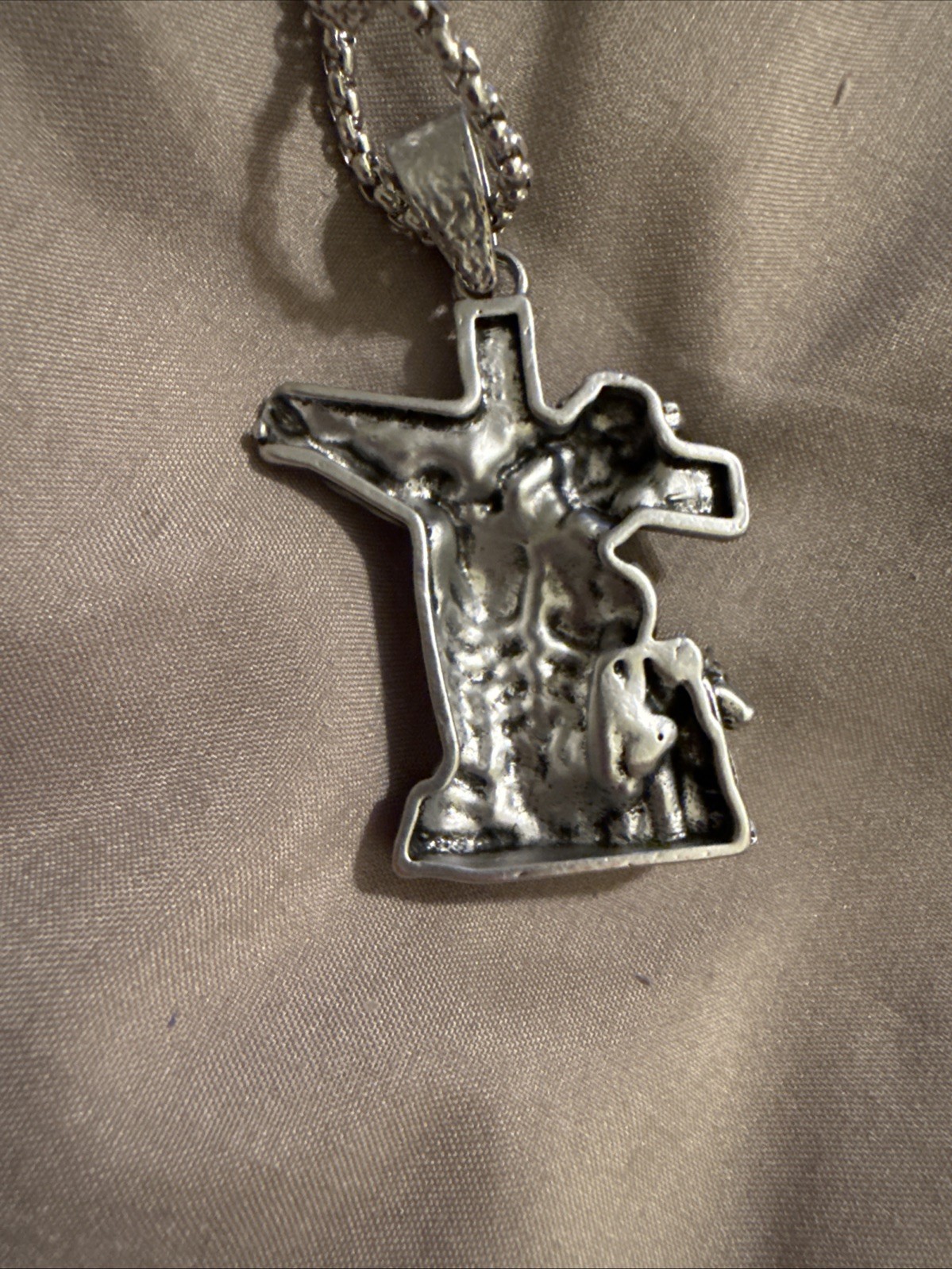 Jesus Christ W/crown Of Thorns Zinc Alloy Pendant Necklace On Beaded Chain