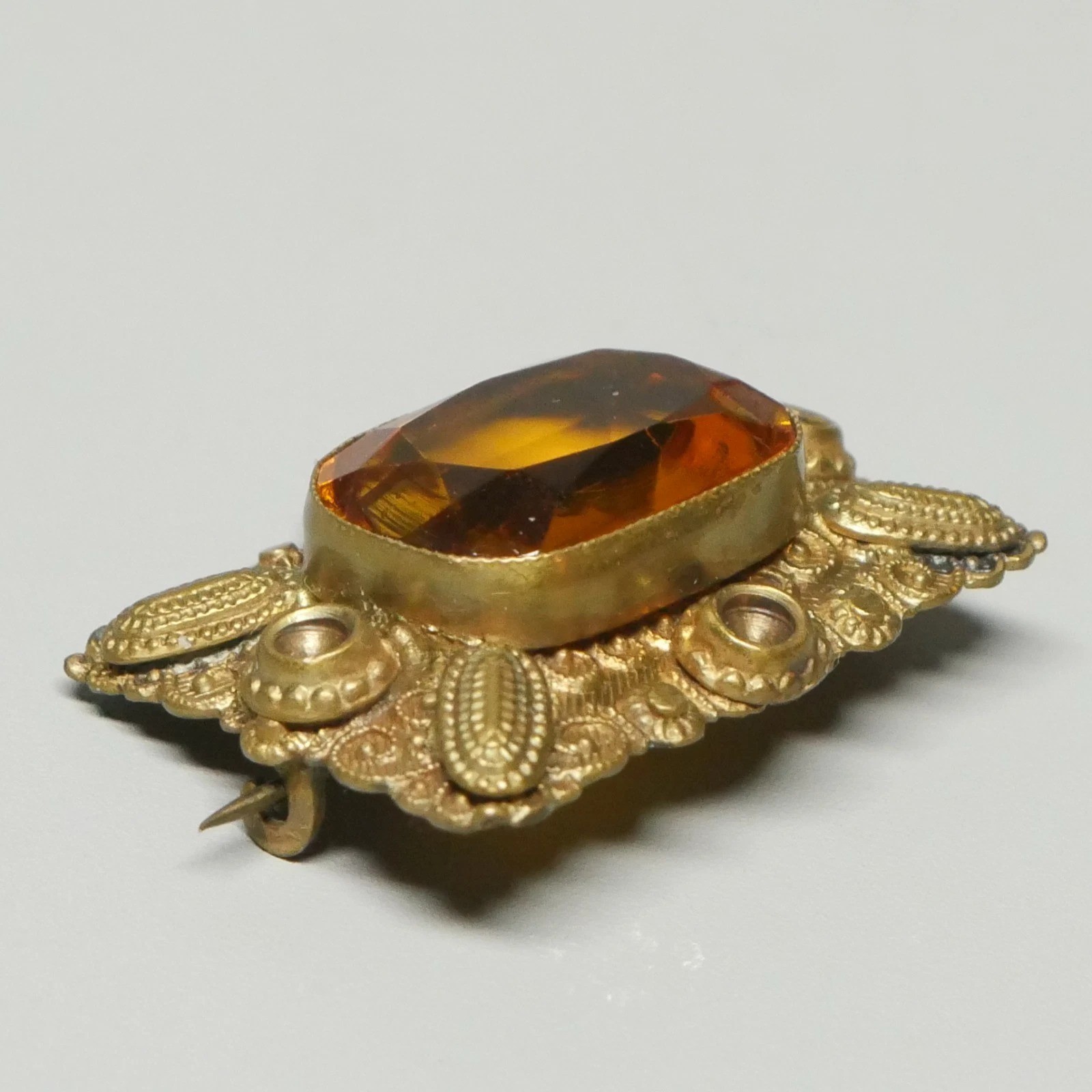 Antique Victorian Flame-Fusion Honey Yellow Sapphire Filigree Brooch c 1900
