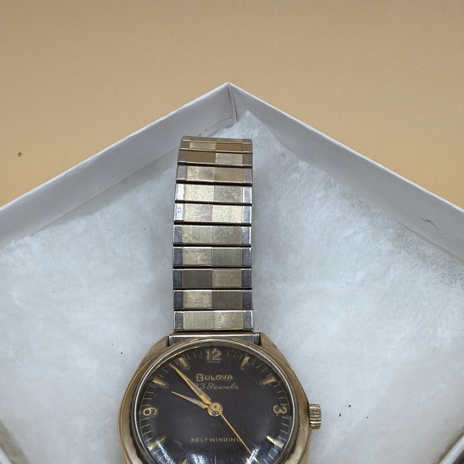 Vintage Mens Bulova 23 Jewels Selfwinding Watch Working Condition
