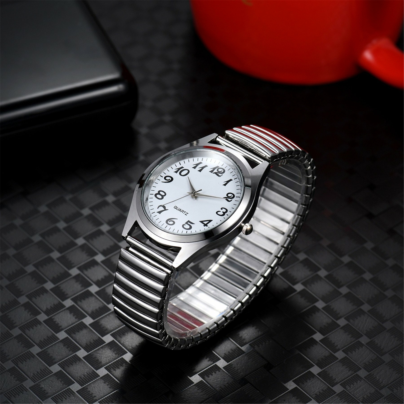 Men’s Women’s Wrist Watch Classic Luxury Quartz Analog Metal Strap Wristwatches