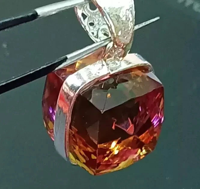 Natural Alexandrite Color Change Gemstone 50.22 Ct+ 925 Solid Silver Pendant