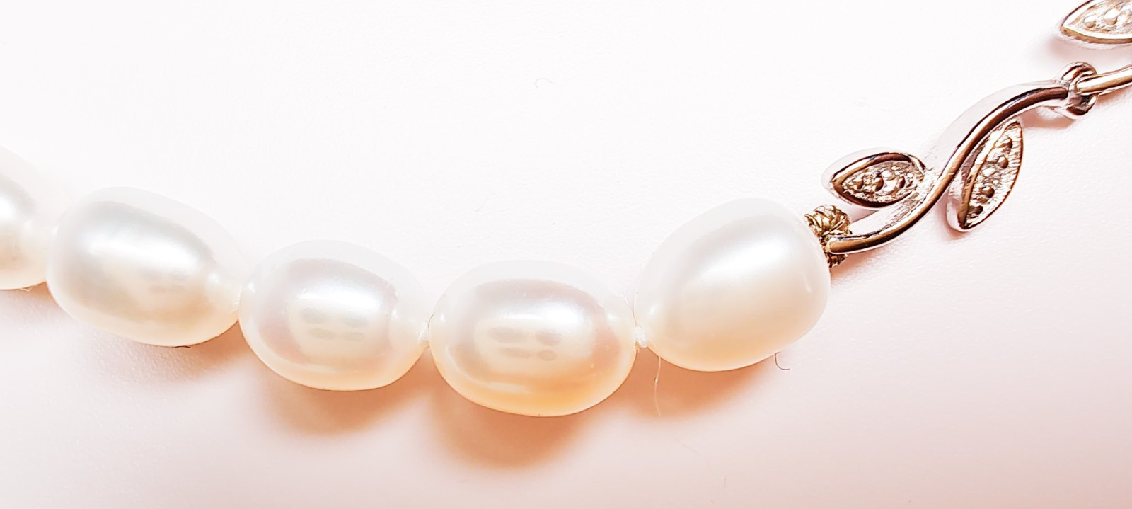 925 Sterling Silver Diamond White Cultured Freshwater Pearl Necklace 18–19.5″