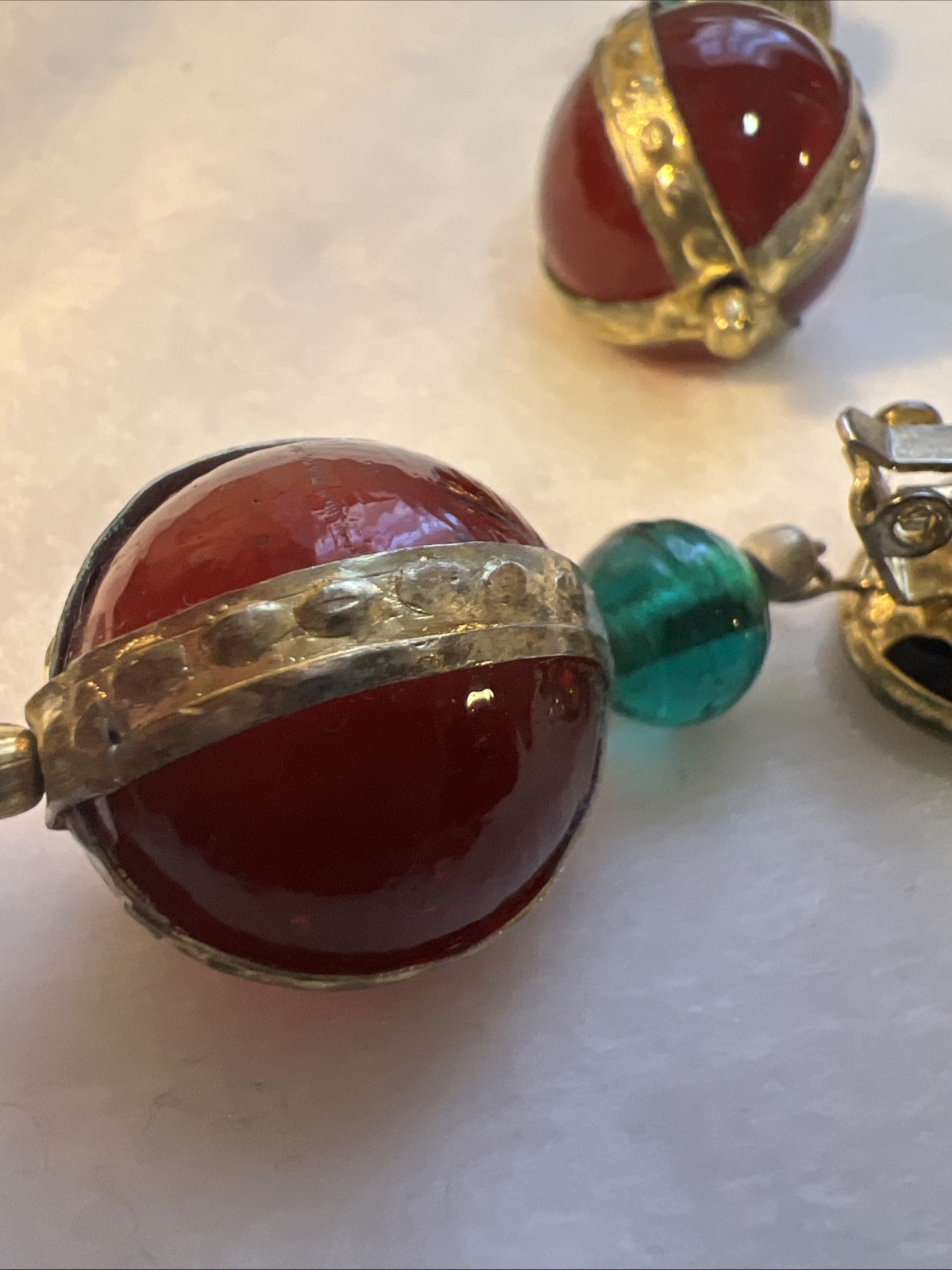 Vtg Egyptian Rev. Gripoix Poured Glass Brass Gold Red Green Runway Clip Earrings