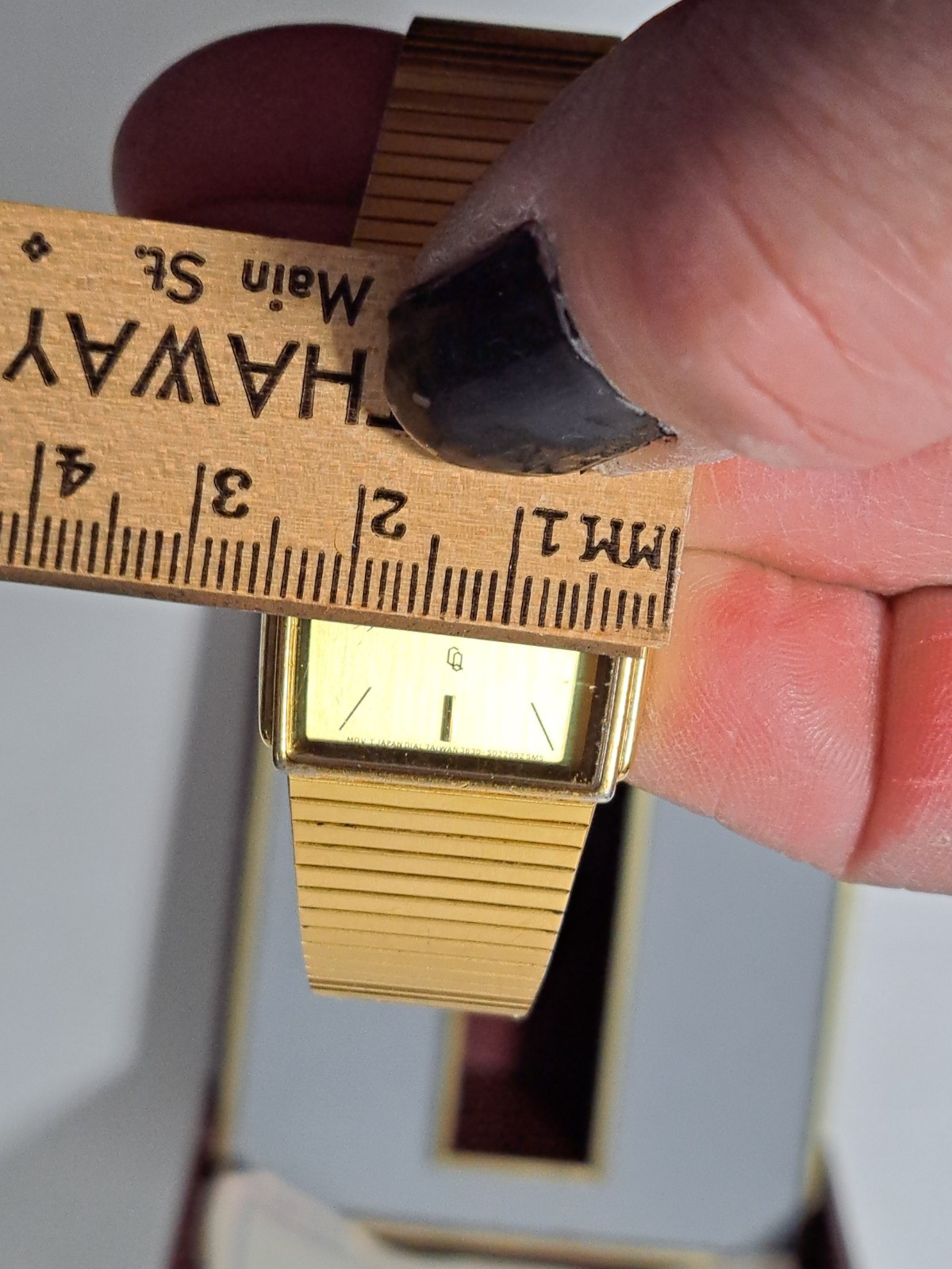 Vintage Citizen CQ Quartz Gold Tone Mens Tank Watch 3630-894600