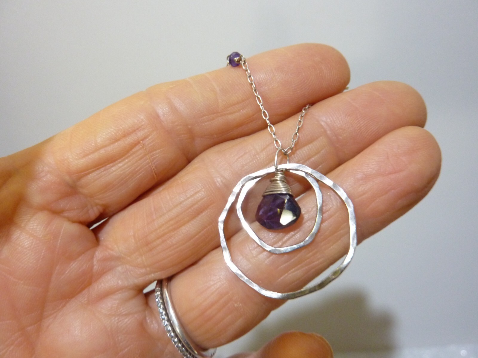 Gorgeous Amethyst Chips Hammered Sterling 925 Double Circle 925 Necklace 16-18″