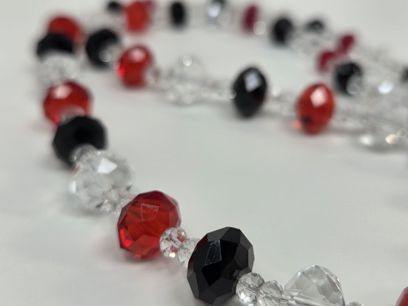 Red, Black, Clear Faceted Crystal Beaded Necklace 21 Inches Toggle Clasp Vintage