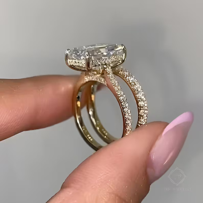 4.90 Ct Radiant-Cut EF/VS1 Lab Grown Diamond Engagement Ring Set 14k Yellow Gold
