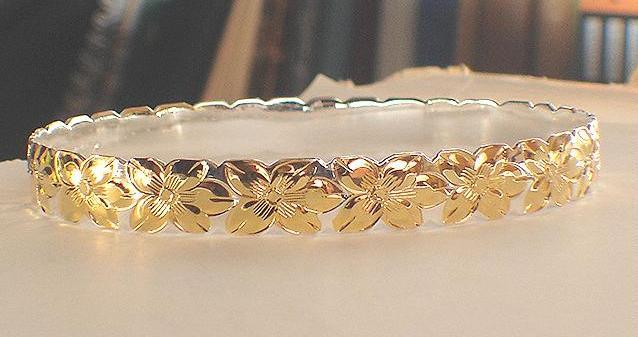 8MM BM HAWAIIAN 2-TONE 925 STER SILVER 14K YELLOW GP LEI PLUMERIA FLOWERS BANGLE
