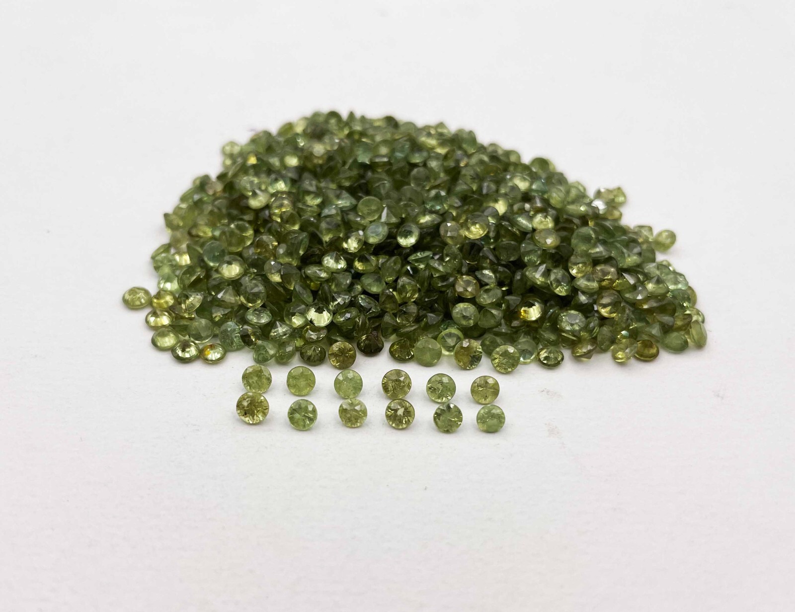 2.50 CT Natural Demantoid Garnet Round Cut Loose Gemstone Lot 18 Pcs 3 MM