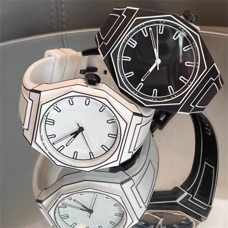 2D “Sketched Look” Outline Art Watch – Black With White Trim. Free Shipping 2025