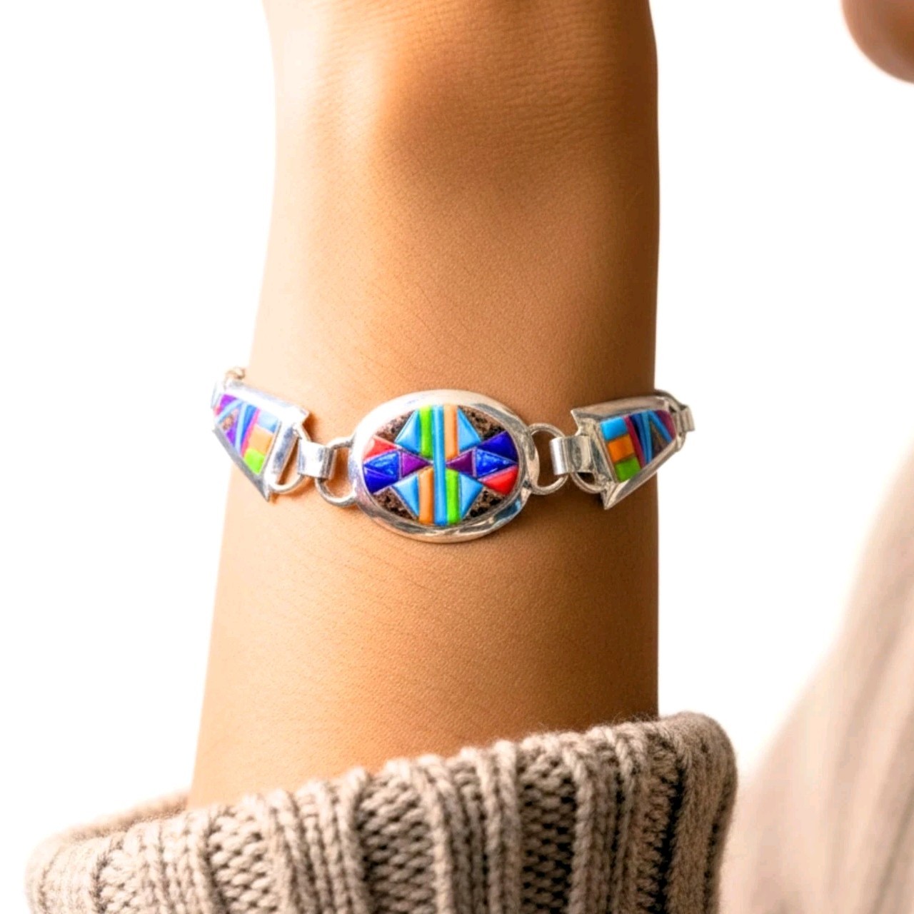 Native Sterling Silver Multi-Gemstone Inlay Cobblestone Toggle Bracelet 17.55g