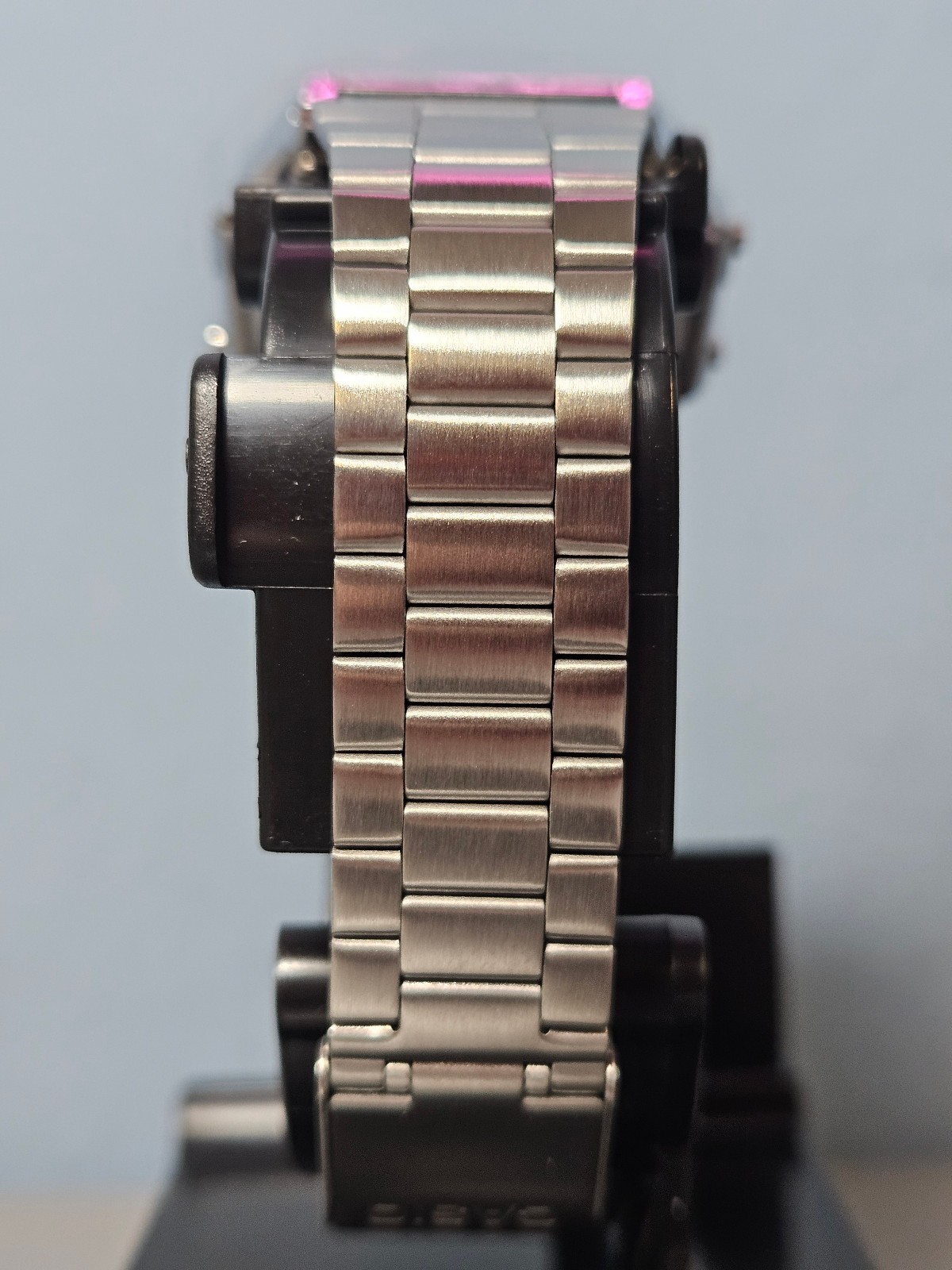Casio A168WA-1 Vintage Digital Silver Stainless Steel Watch Illuminator New!