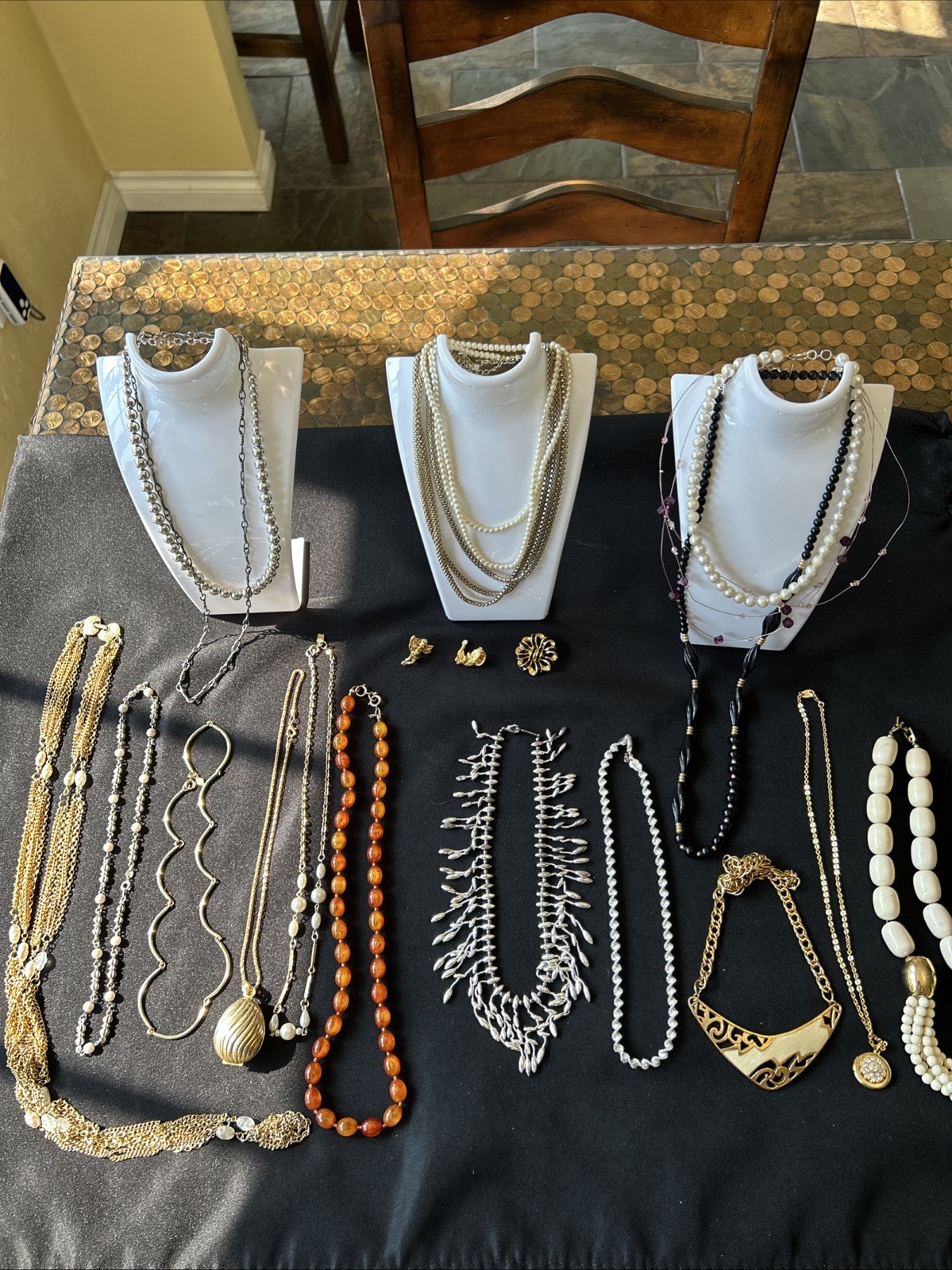 20+VTG Estate Lot of Jewelry Sarah Cov, Napier, Trifari, Goldette, Avon More!