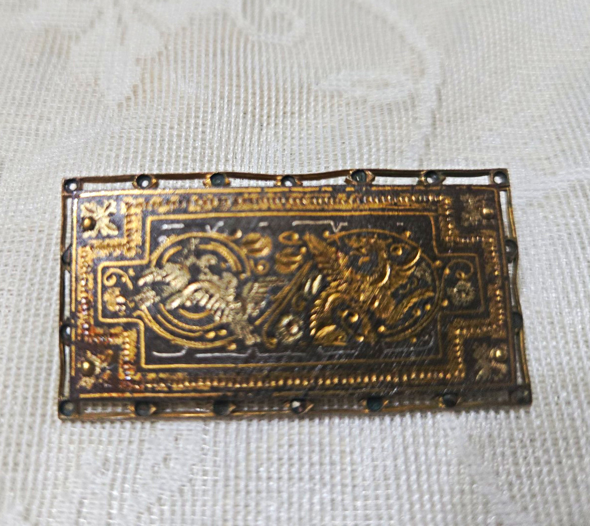 Vintage Rectangular Gold-Tone Metal Brooch Pin 1.5in Spanish Damascene