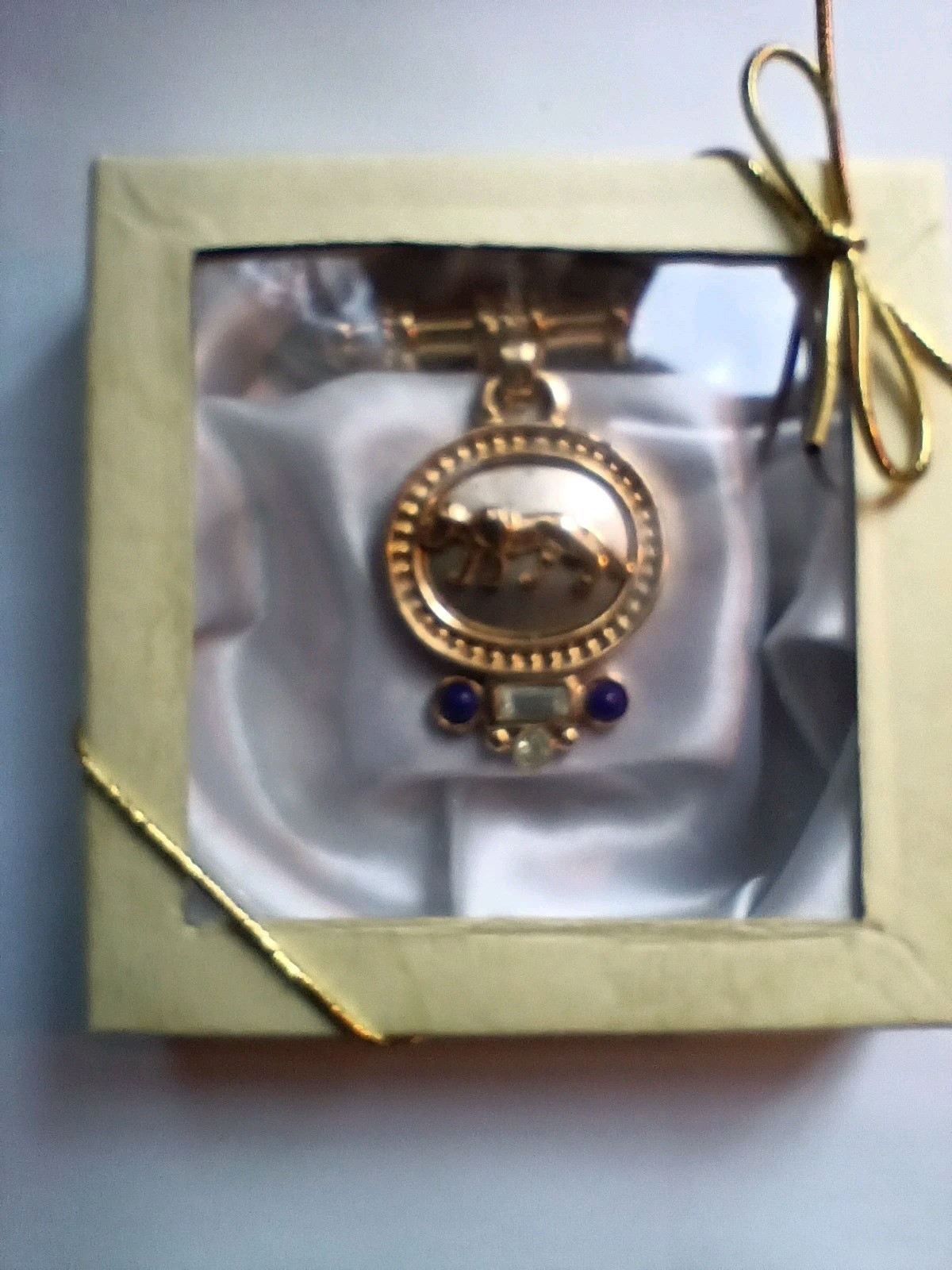 Jaguar Panther Brooch Dangeling Emblem Gift Boxed