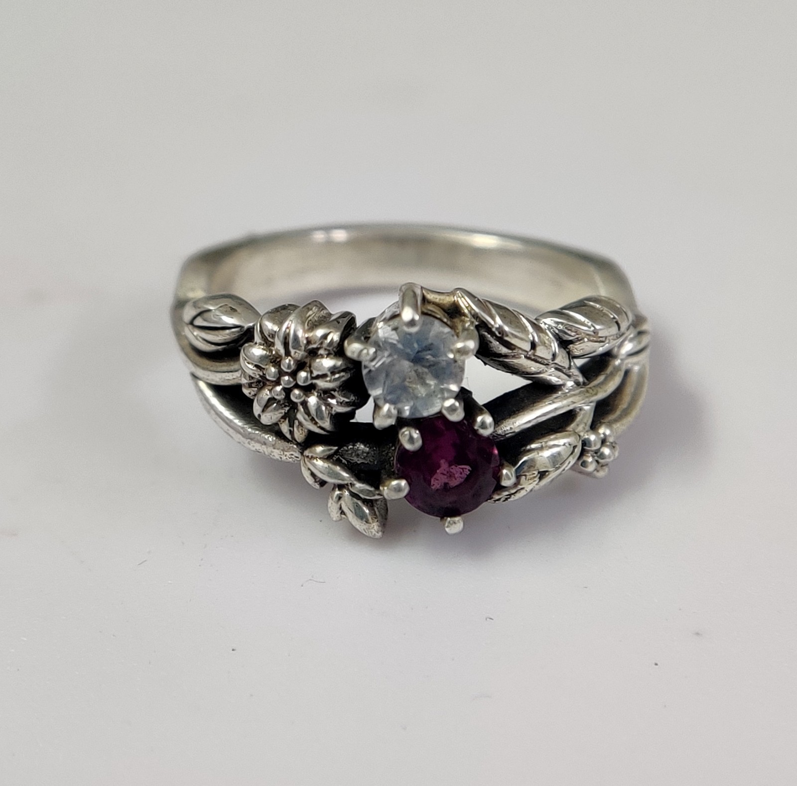 Nature Garnet Rainbow Moonstone 925 Silver Leaf Vine Floral Ring Wedding Band